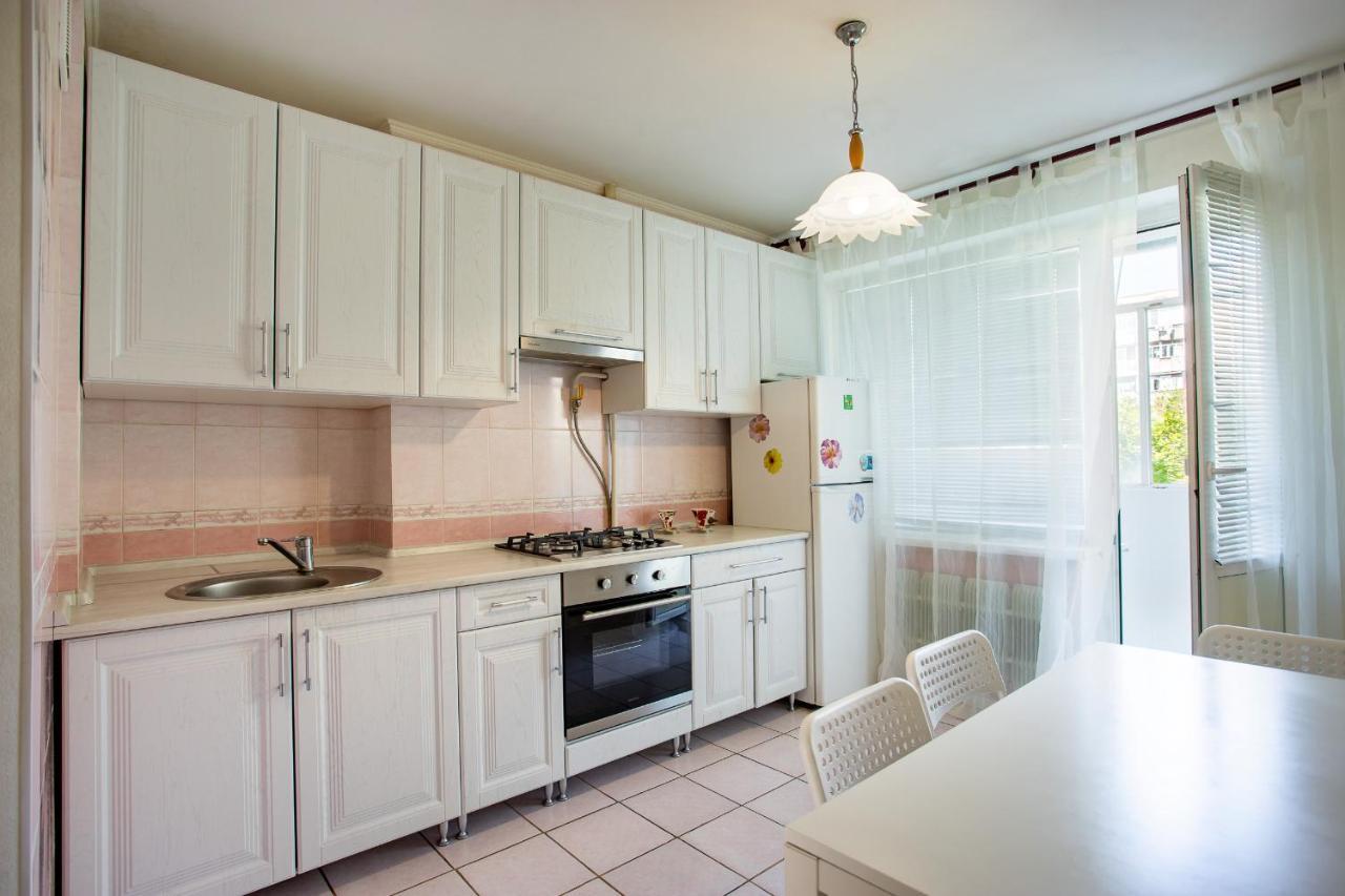 Apartment On Central Avenue-3 Slobodskaya Mykolaiv Exterior photo